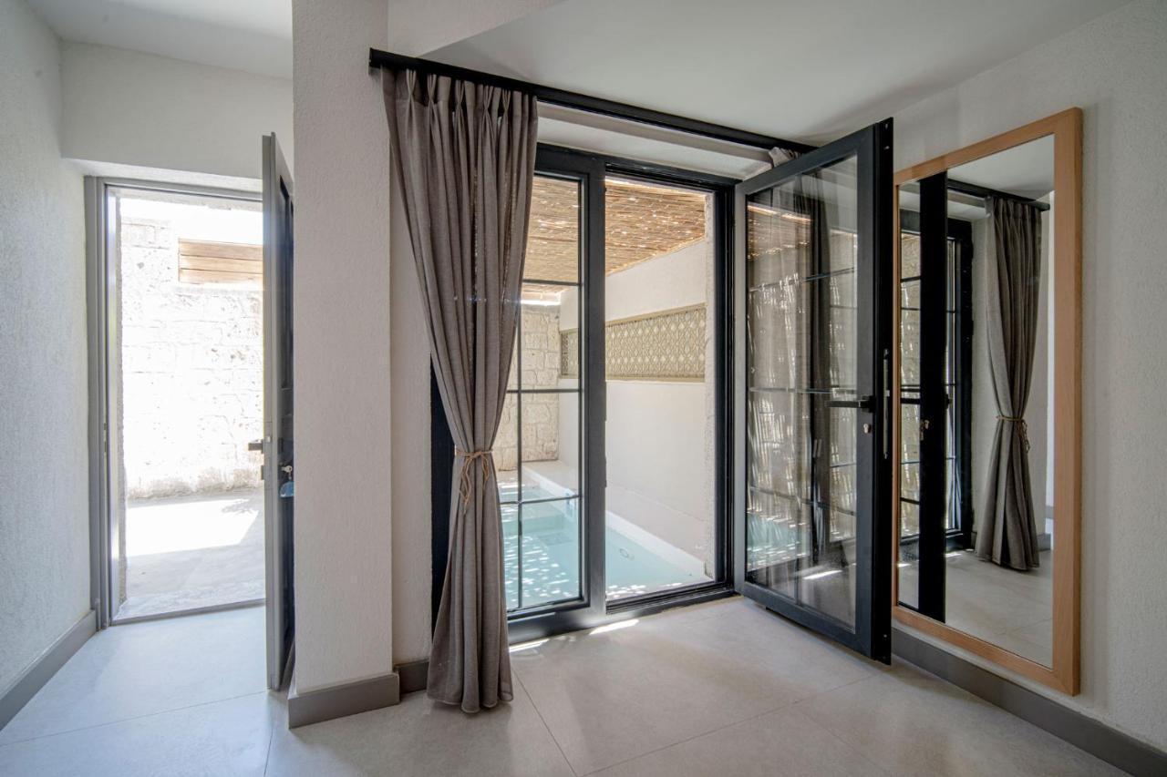 Derin Alacati (Adults Only) ภายนอก รูปภาพ