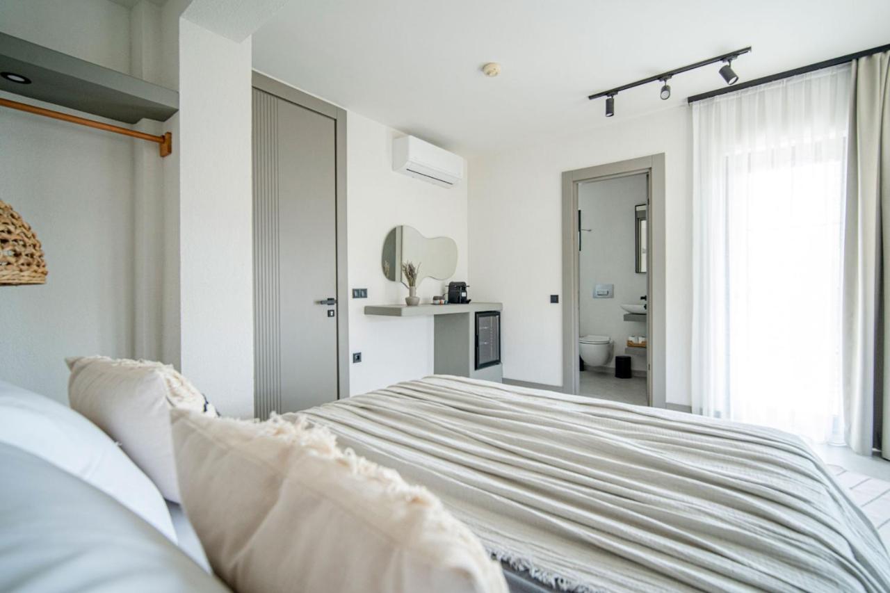 Derin Alacati (Adults Only) ภายนอก รูปภาพ